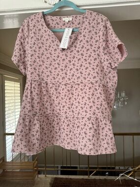 Piper & Scoot Pink Floral Tiered Short Sleeve Blouse